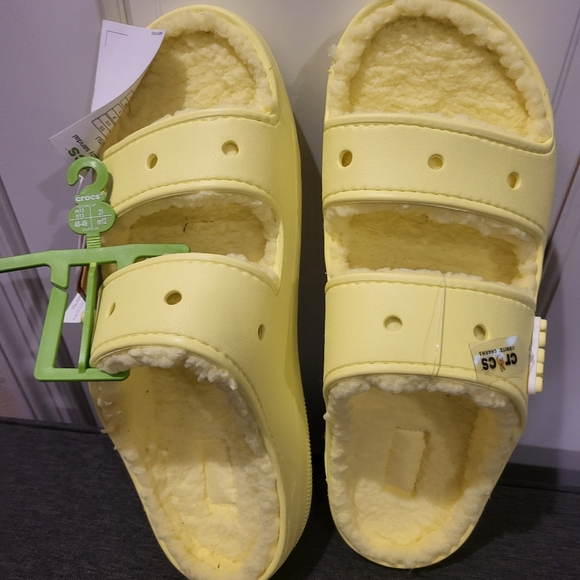 Crocs - Picture 5 of 6